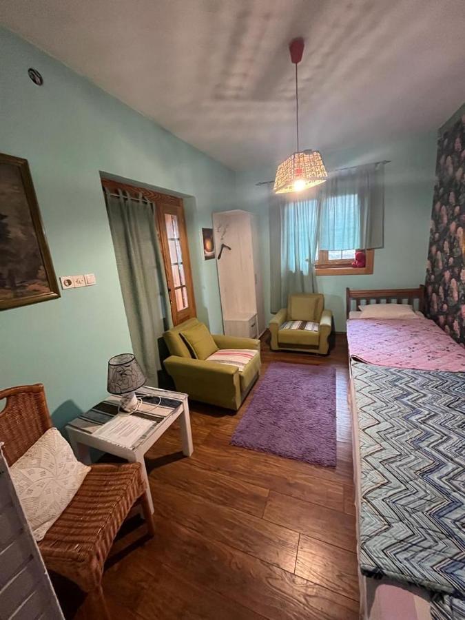 Salas Gnijezdo Bačka Palanka Eksteriør billede